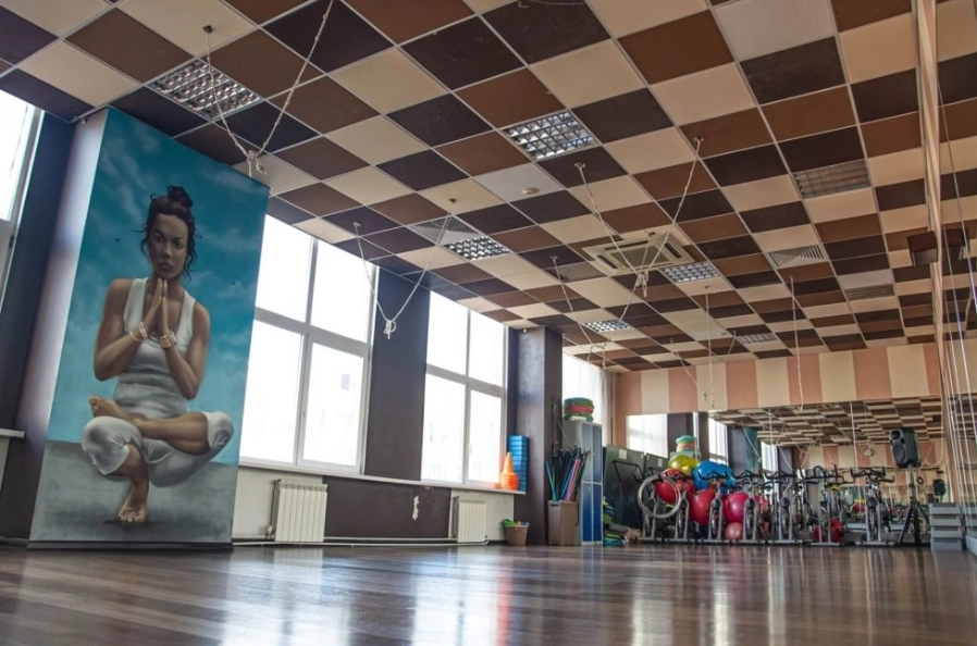 Фитнес-центр Fit остров в Москве: Аквааэробика, Аэробика, Боевые искусства, Бодифлекс, Бассейн, Бассейн для детей, Латина, Стретчинг, Стрип-пластика, Аквабайк, Бокс, Воркаут, Женский бодибилдинг , Кроссфит, Настольный теннис, Детский уголок, Зумба, Детские танцы, Комплексные единоборства,