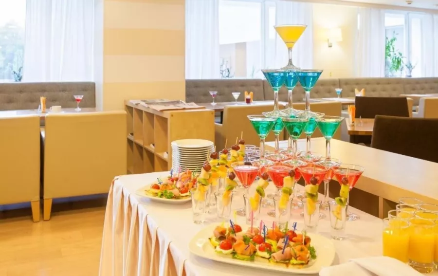 Гостиница 4* SunFlower Парк в Москве: Отель, Гостиница, Фитнес, Ресторан, Конференц-зал, Сауна,