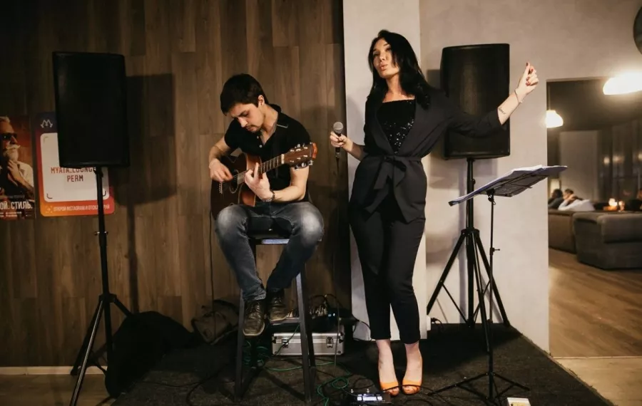 Бар M lounge в Перми: Покушать, Караоке, Чилим,