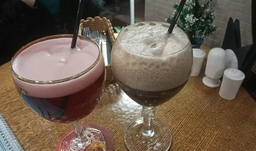 Музыкальный паб Скрипач Моня в Перми: Музыкально, Покушать, Чилим,