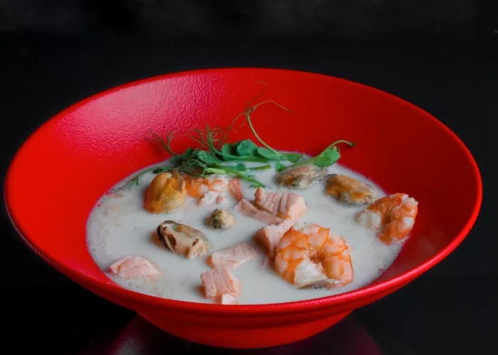 Служба доставки "Bikers Pizza & Rolls"