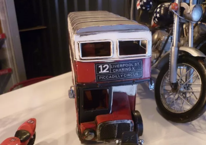 Служба доставки "Bikers Pizza & Rolls"