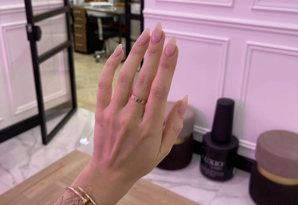 Салон красоты и учебный центр KOSINOVA BEAUTY Studio & School в Перми: Красота, Профилактика, Чилим, Ногти, Массаж,