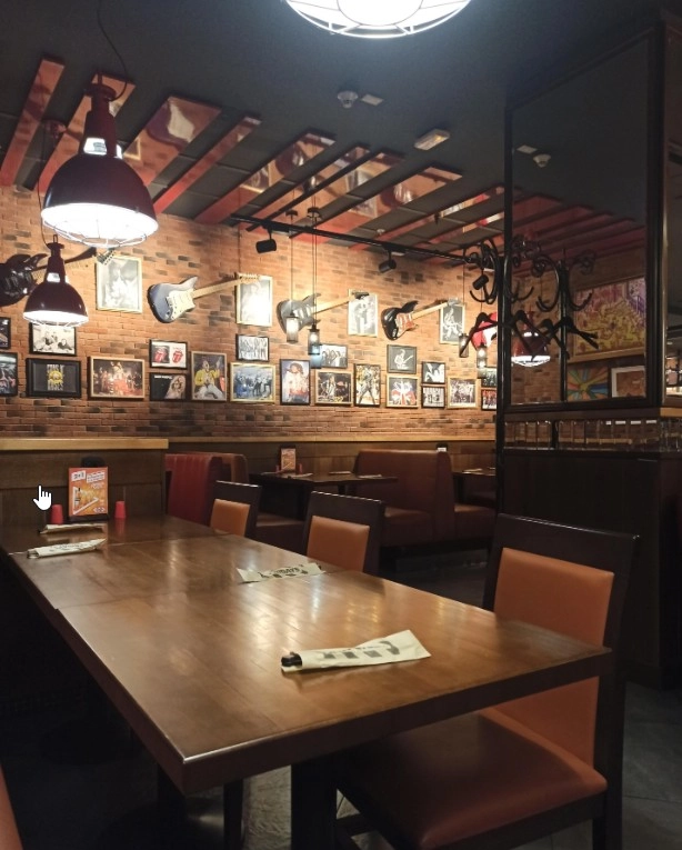 Ресторан американской кухни Tgi fridays в Москве: Бар, Американская кухня, Доставка готовых блюд, Ресторан,