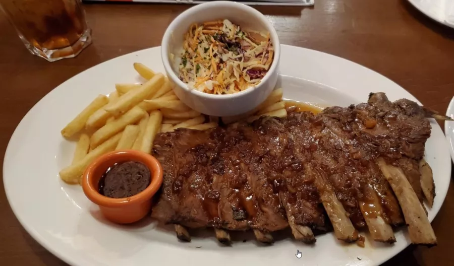 Ресторан американской кухни Tgi fridays в Москве: Бар, Американская кухня, Доставка готовых блюд, Ресторан,