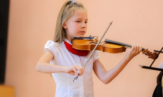 Музыкальная школа Luiza-V Music School в Ереване: музыкальная школа, ереван, концерты, хор, психолог, выступления, Образование, Вокал,