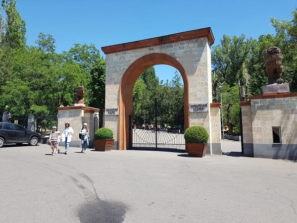 Зоопарк в Ереване в Ереване: ереван, хищники, достопримечательность, досуг, Зоопарк, Любимцы,