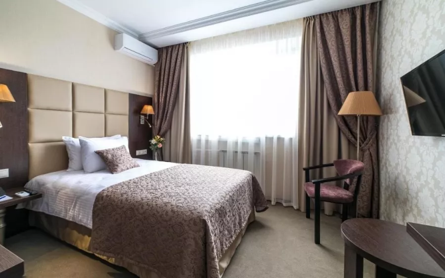 Отель 4* Салют в Москве: Гостиница, Отель, Конференц-зал, Бар, Ресторан, Караоке-бар, СПА, Фитнес, Банкетный зал,