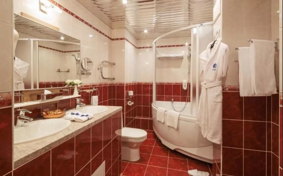 Отель 4* Салют в Москве: Гостиница, Отель, Конференц-зал, Бар, Ресторан, Караоке-бар, СПА, Фитнес, Банкетный зал,