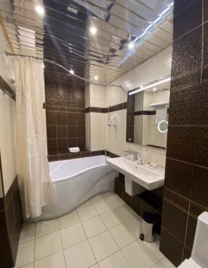 Отель 4* "Салют".