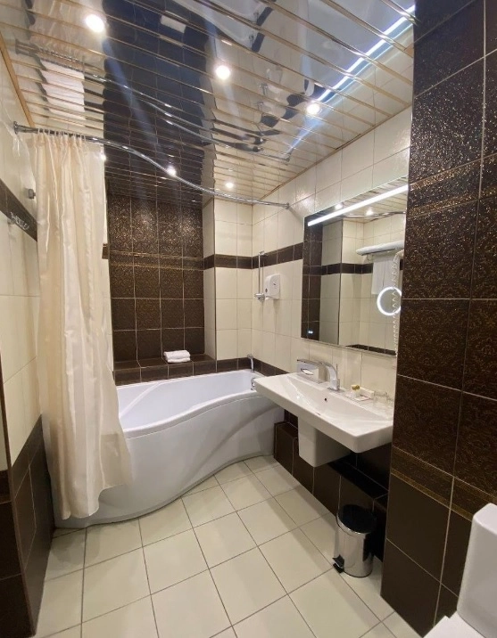Отель 4* Салют в Москве: Гостиница, Отель, Конференц-зал, Бар, Ресторан, Караоке-бар, СПА, Фитнес, Банкетный зал,