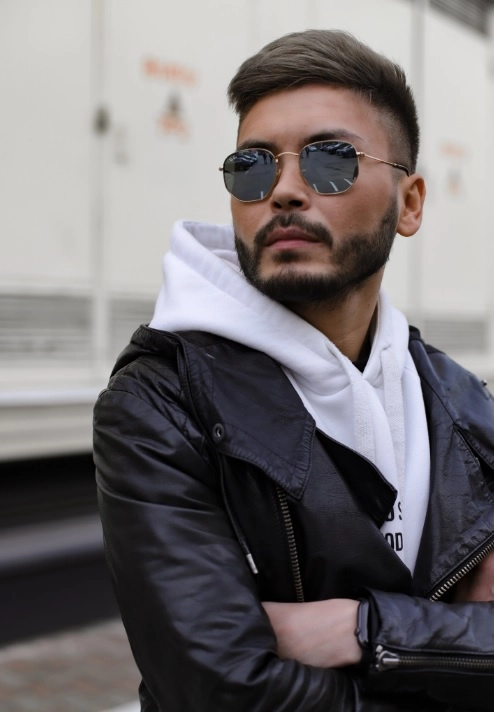 Салон красоты ПЕРСОНА в Москве: Визажист, Салон красоты, Стрижка, Маникюр, Окрашивание, Брови, Эпиляция, Ресницы, Красота,