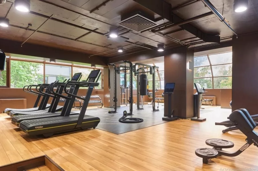 Фитнес-клуб A-Fitness в Москве: Аквааэробика, Аэробика, Боевые искусства, Йога, Кроссфит, Тренажёры, Пилатес, Персональный тренер,
