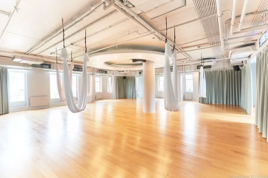 Фитнес-клуб A-Fitness в Москве: Аквааэробика, Аэробика, Боевые искусства, Йога, Кроссфит, Тренажёры, Пилатес, Персональный тренер,