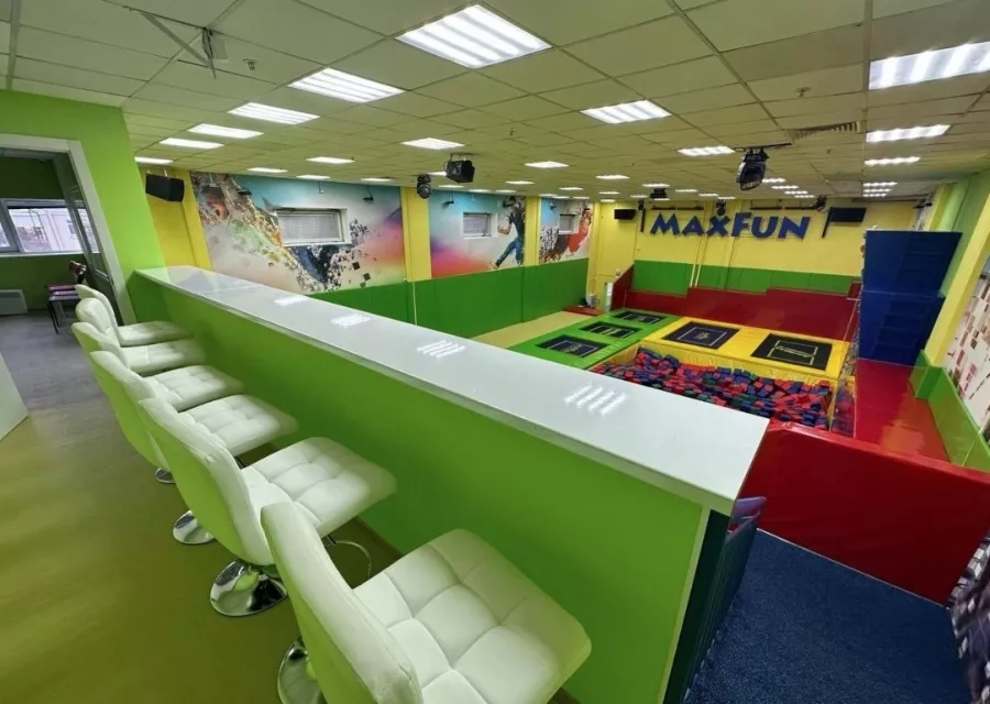 Батут-арена MaxFun в Перми: Дети, Чилим, Батуты, Веселье,