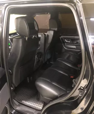 Автомастерская/магазин автозапчастей "Hella G-Service".