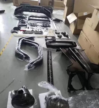 Автомастерская/магазин автозапчастей "Hella G-Service".