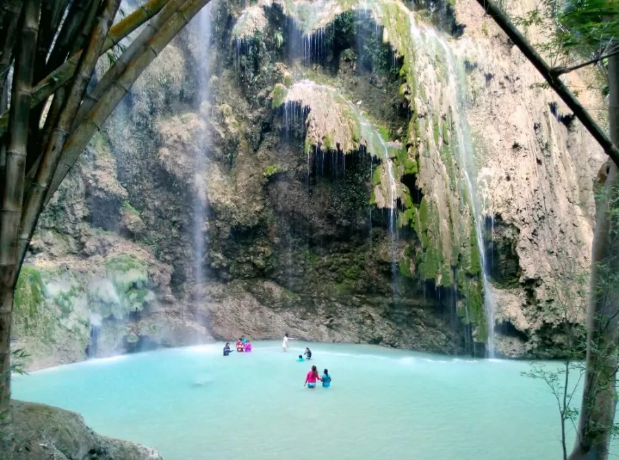 Водопад Tumalog Waterfalls в Себу: Водопад, Прыжки в воду, Река, Пикник, Лагуна, Falls, Tumalog, Laguna,