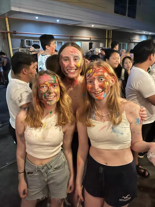 Хостел Seven Cebu  в  Себу