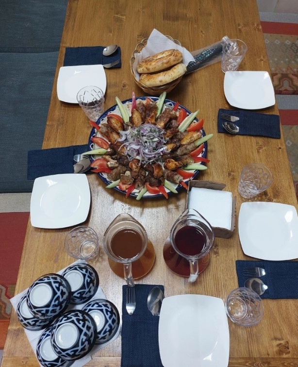 Чайхана-халяль Кишлак в Москве: Ресторан, Кафе, Узбекская кухня, Казахская кухня, Заказ навынос, Восточная кухня,