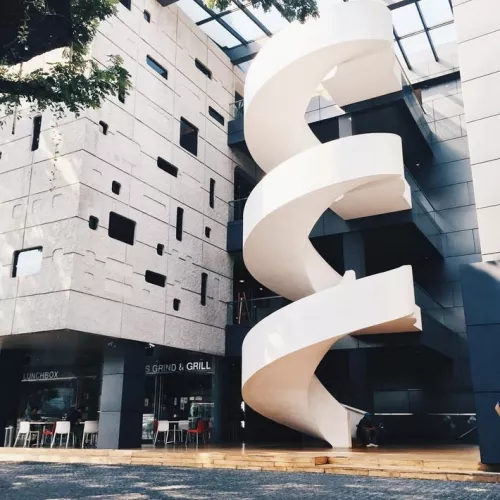 Арт Пространство Ronac Art Center  в  Манила