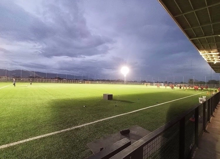 Стадион Dynamic Herb-Borromeo Sports Complex в Себу: Стадион, Мужчинам, Футбол, Турнир,