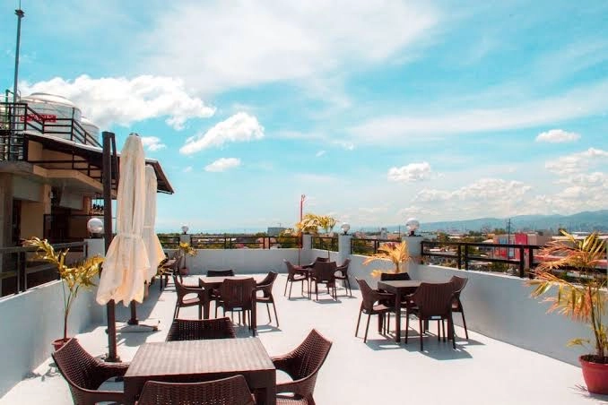 Отель Chambre Mactan в Себу: Казино, Отель, Бар, Ресторан,