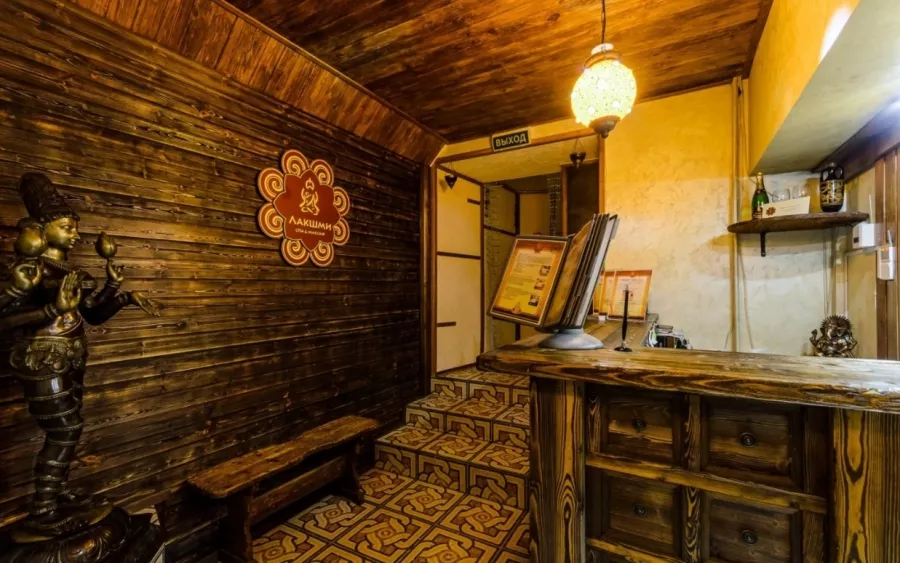 Фитнес центр и SPA-салон Паллада & Лакшми в Москве: Аэробика, Боевые искусства, Йога, Калланетика, Кроссфит, Пилатес, Стретчинг, Танцы, Аппаратный массаж, Массаж лица, Релаксирующий массаж, Антицеллюлитный массаж, Лимфодренаж, Сауна, Легкий пар, Турецкая парная, Хаммам, Турбосолярий , Вертикальный солярий, Обертывания, Спортивный массаж, Оздоровительный массаж, Тайский массаж,