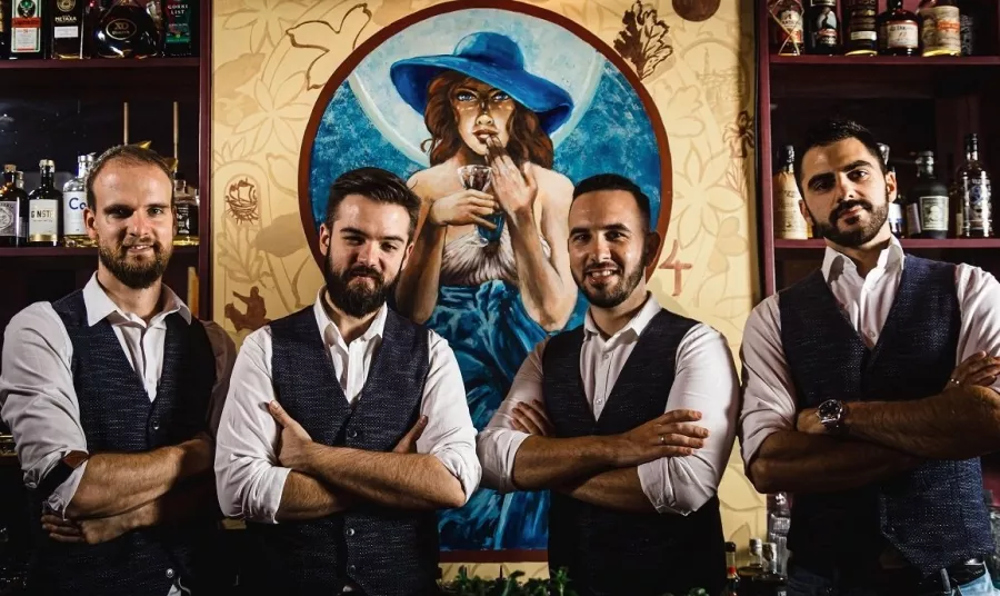 Riddle Bar в Белграде: Бар, Вкусно, Красиво, Чилим, Напитки,