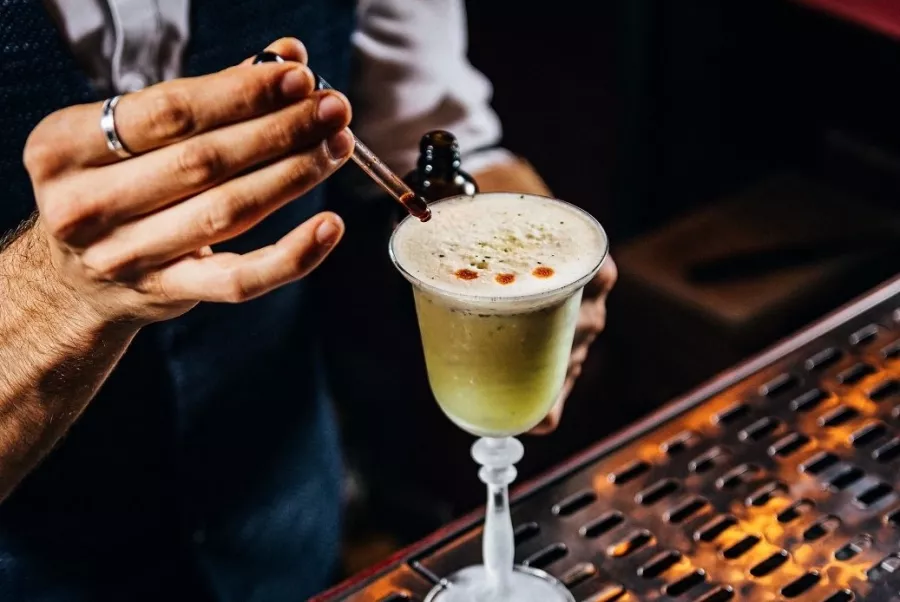Riddle Bar в Белграде: Бар, Вкусно, Красиво, Чилим, Напитки,