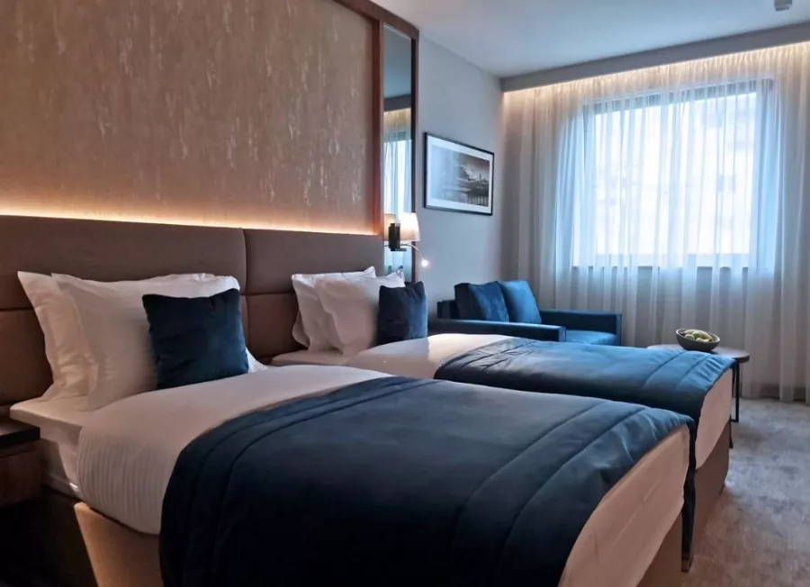 Central Point Hotel в Белграде: Отель, Путешествие, Чилим, Сауна, Массаж, Спортзал,