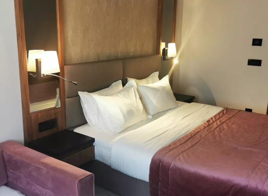 Central Point Hotel в Белграде: Отель, Путешествие, Чилим, Сауна, Массаж, Спортзал,