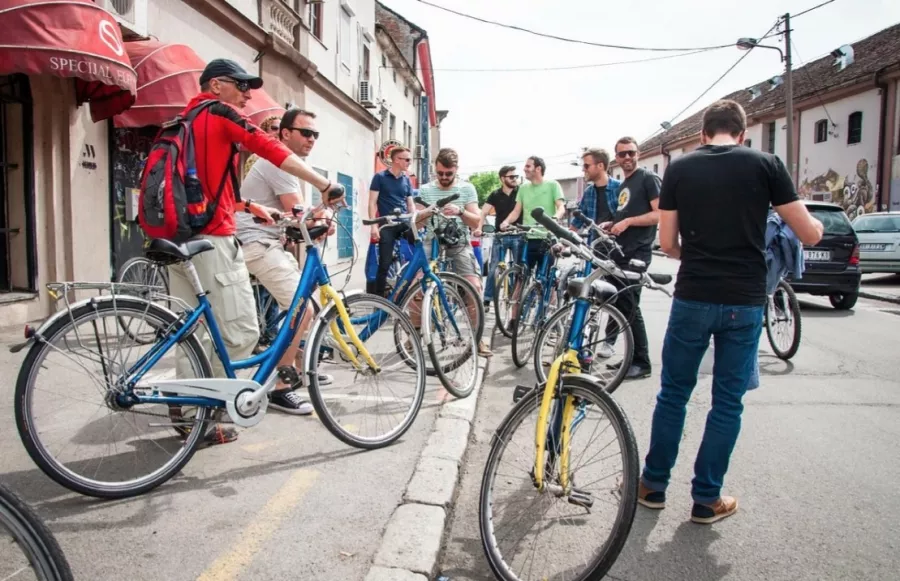 iBikeBelgrade в Белграде: Велосипеды, Прогулка, Пора отдыхать, Веселье,