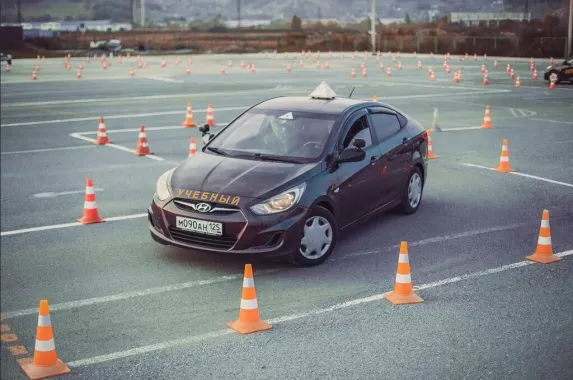 Автомотошкола "AGOSHKOV AVTO".