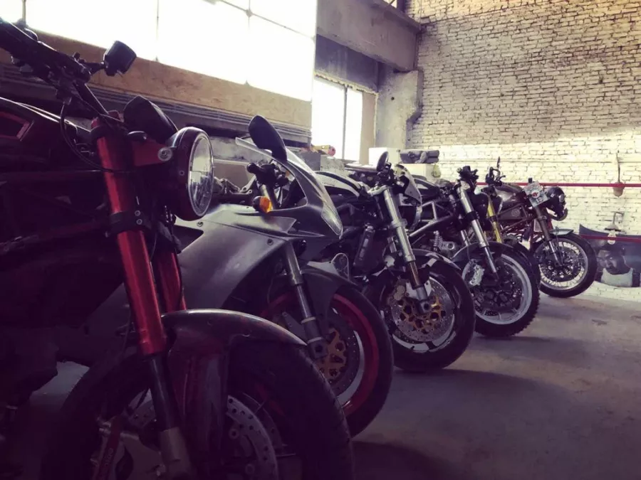 Мотосервис Garage 13 в Москве: Тюнинг мототехники, Мотосервис, Ремонт мототехники, Мотоателье , Запчасти для мототехники, Мотозапчасти, Шиномонтаж,