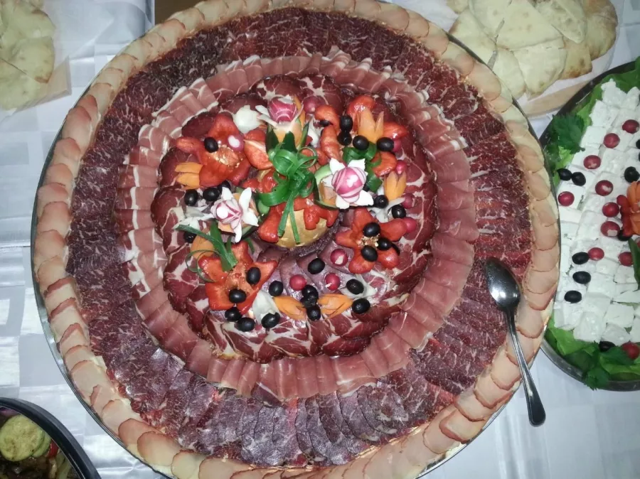 Gradska в Белграде: Ресторан, Вкусно, Еда,