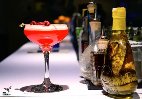 Bar Central  в  Белграде