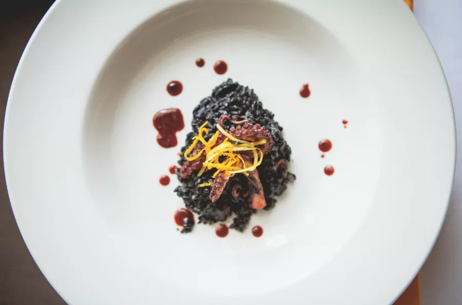 Salon 5 в Белграде: Ресторан, Путешествие, Еда,