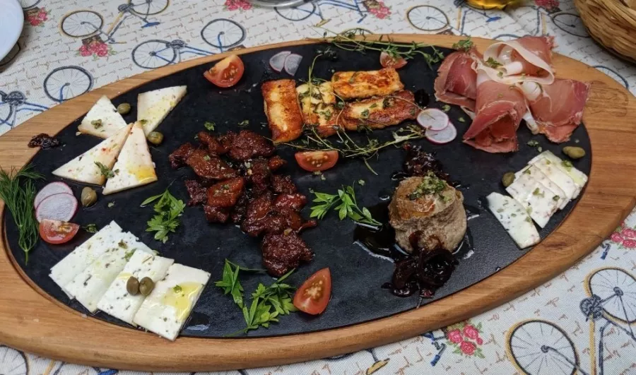 New Reset в Белграде: Покушать, Ресторан, Чилим, Вкусно, Путешествие,