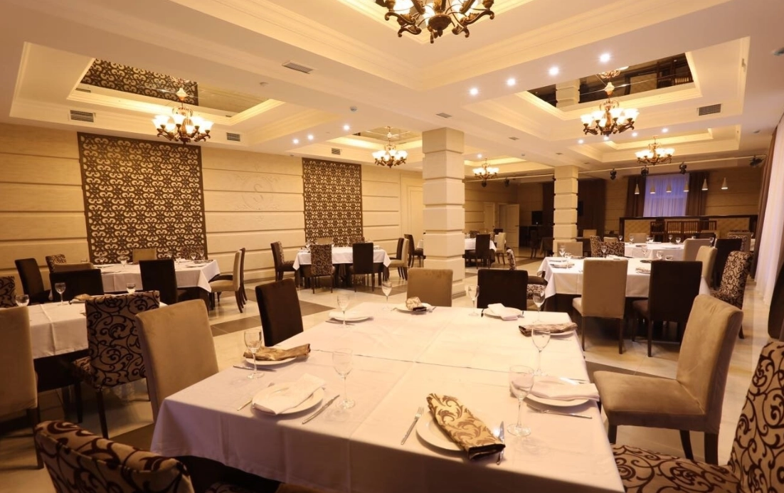  Ресторан "Собрание"