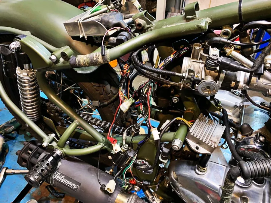 Мотомастерская Moto-PI в Москве: Эвакуатор, Мотомастерская, Мотосервис , Ремонт мотоциклов , Шиномонтаж , Мотозапчасти,