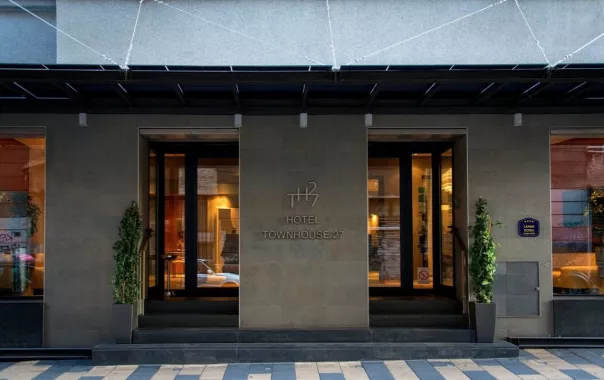 Hotel Townhouse 27