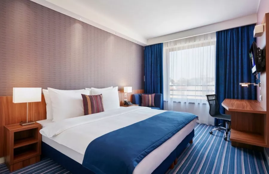 Holiday Inn Express Belgrade в Белграде: Жильё, Путешествие, Чилим, Спортзал,