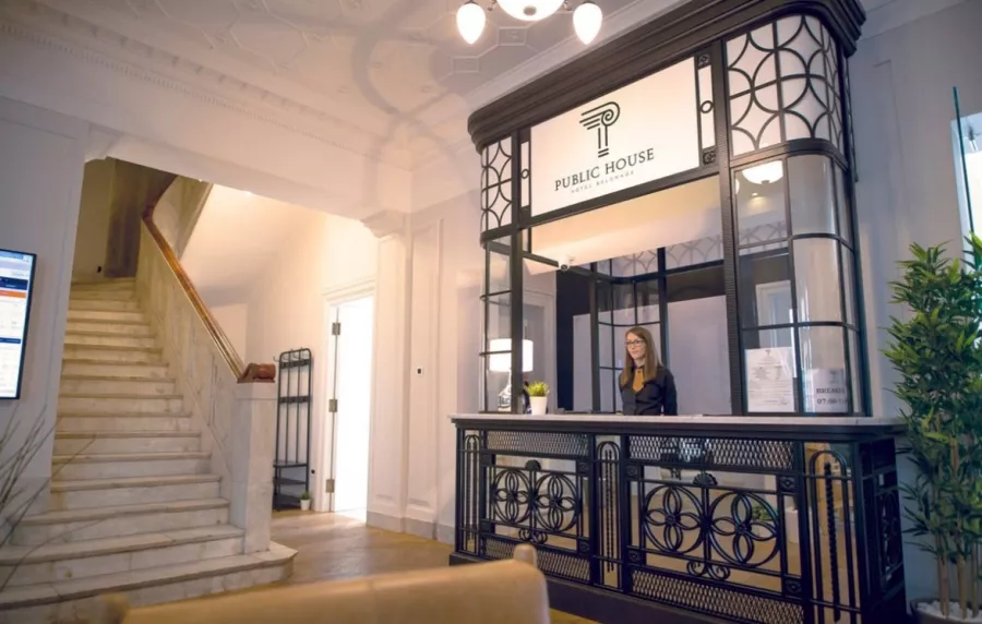 Public House Hotel в Белграде: Отель, Путешествие, Чилим, Ресторан, Сауна, Джакузи,