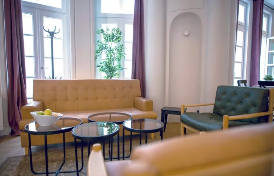 Public House Hotel в Белграде: Отель, Путешествие, Чилим, Ресторан, Сауна, Джакузи,