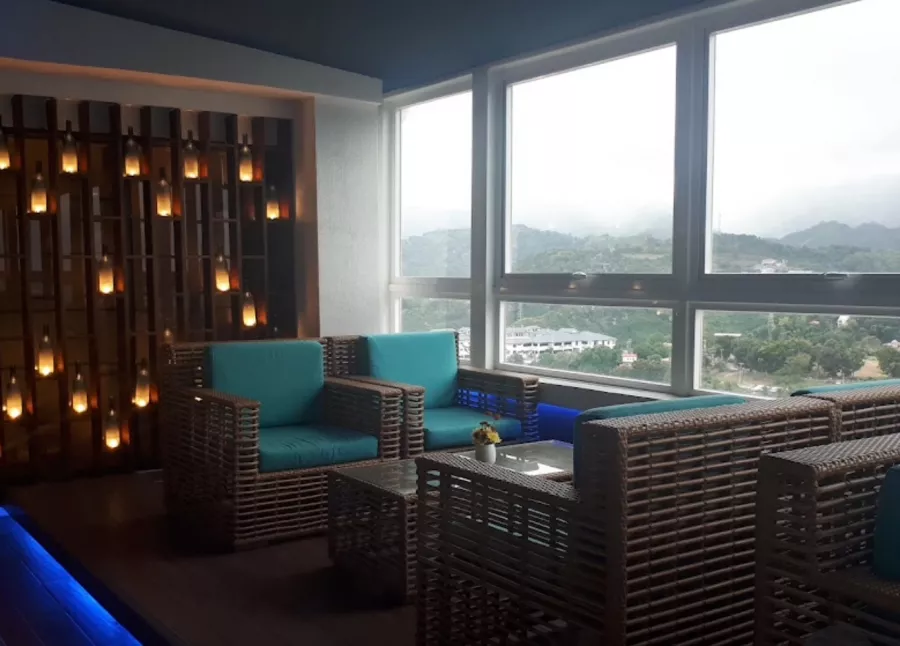 Ресторан Blue Bar & Grill в Себу: Ресторан, Бар, Еда,