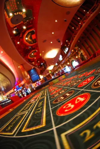 Отель-Казино Waterfront Cebu City  в  Себу