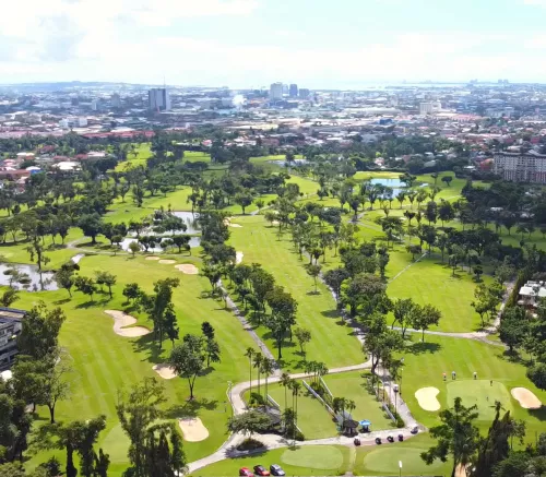 Гольф-клуб Cebu Country Club  в  Себу