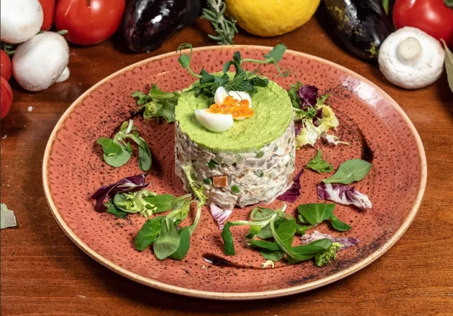 Ресторан Хмель в Калининграде: Европейская кухня, Летняя терраса, Кофе, Бургеры, Пельмени, Пиво, Русская кухня, Проведение банкетов,
