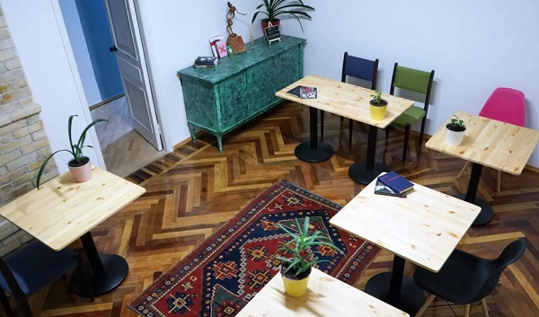 Пространство для совместной работы Yerevan Coworking в Ереване: коворкинг, переговорная комната, конференс-зал, аренда офиса, рабочее пространство,